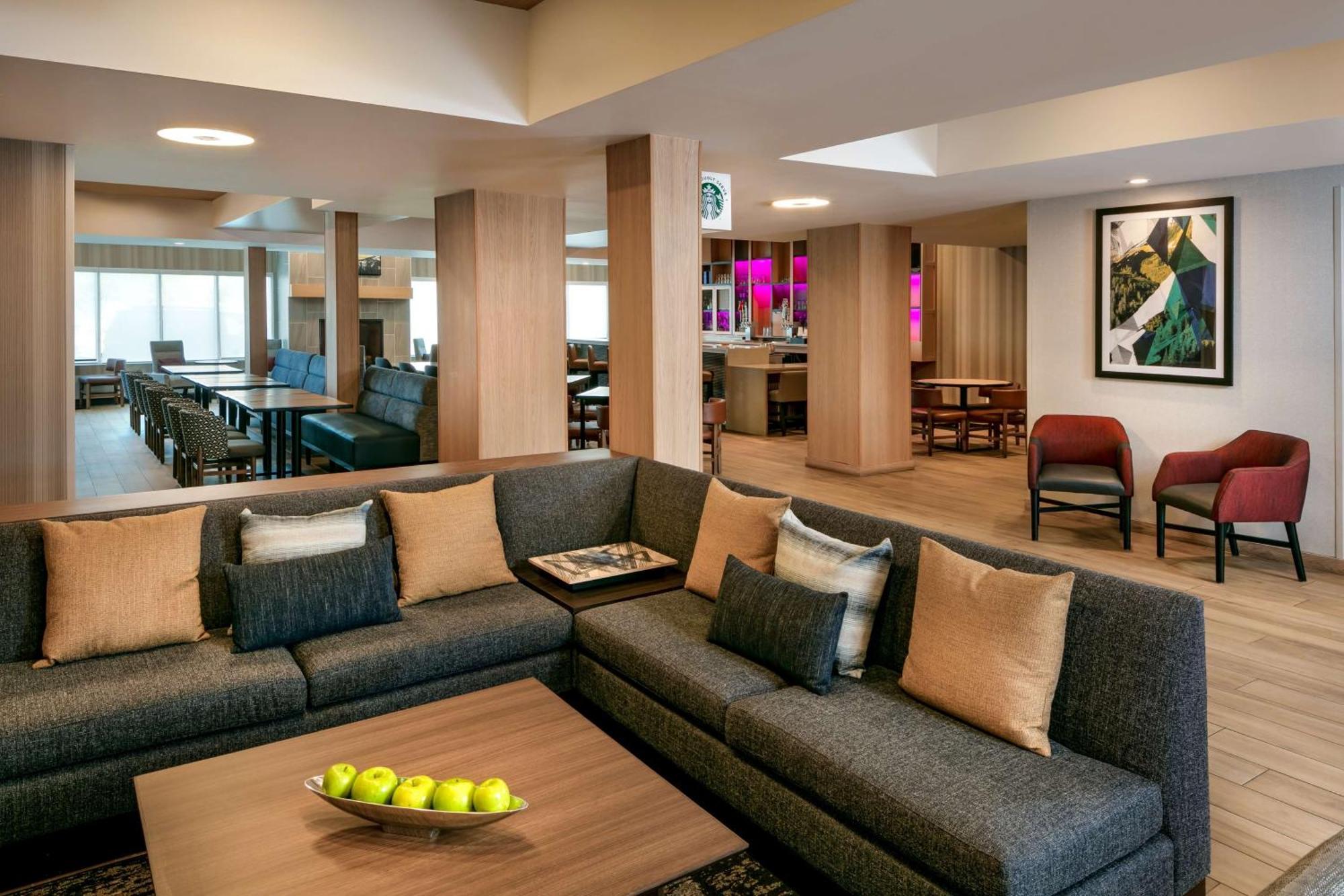 Hyatt Place Fairbanks Exterior photo